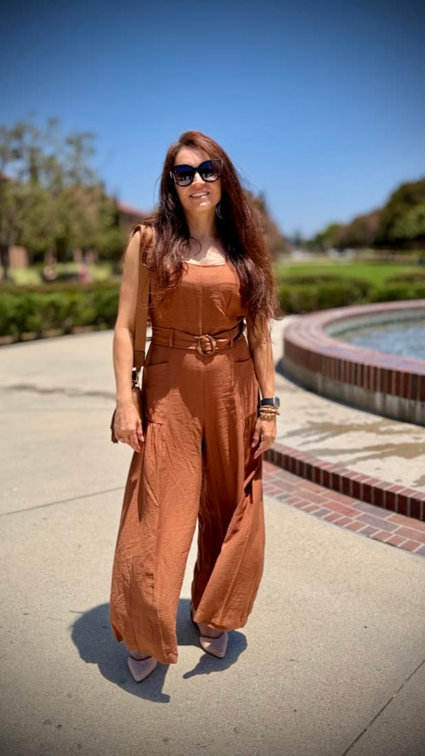 Maria Luiza Rezende, co-founder, confident and professional